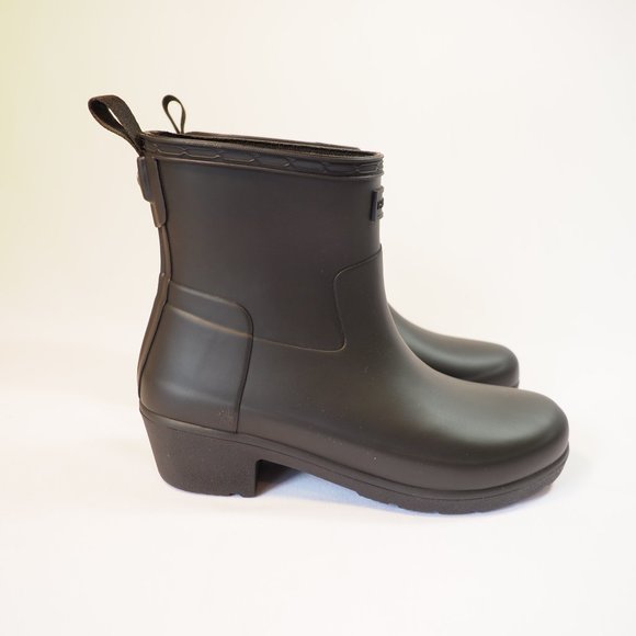 Hunter Black Women's Winter & Rain Boots - Picture 2 of 9